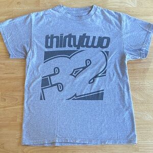 ThirtyTwo Men's Tee